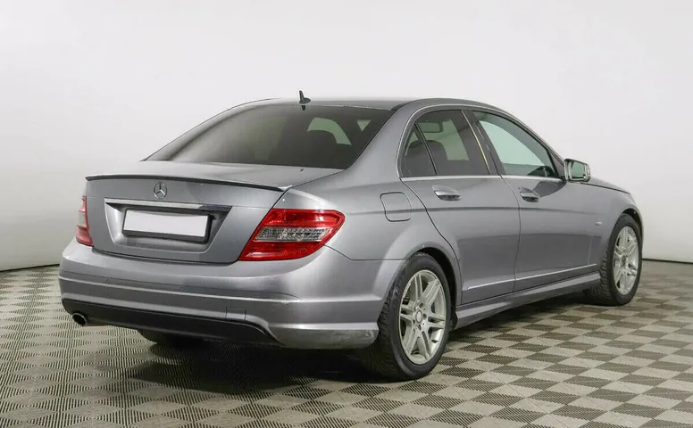 Mercedes-Benz C-Класс III (W204)