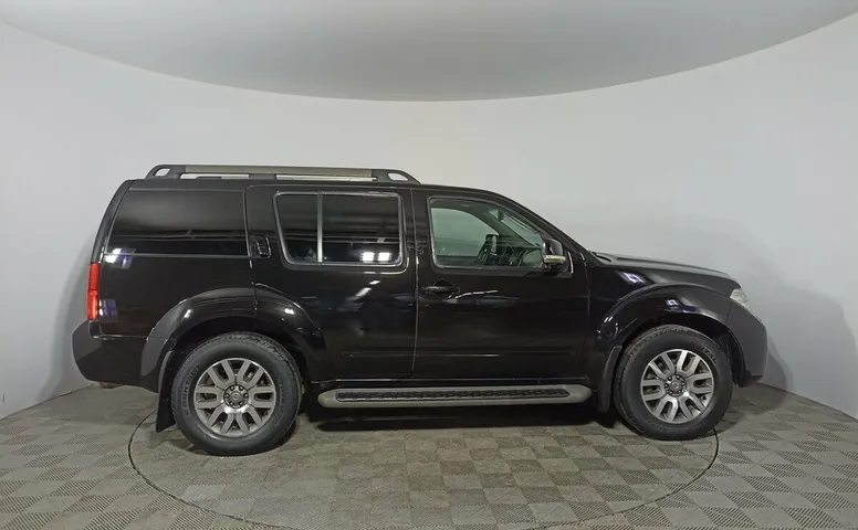 Nissan Pathfinder III Рестайлинг