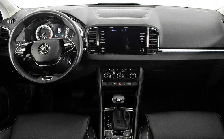 Skoda karoq мкпп 2021 с пробегом 18 310 км