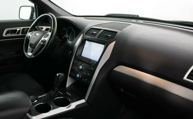 Ford Explorer V