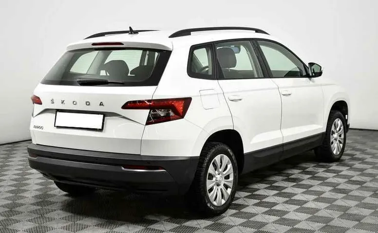 Skoda karoq акпп 2021 с пробегом 11 090 км