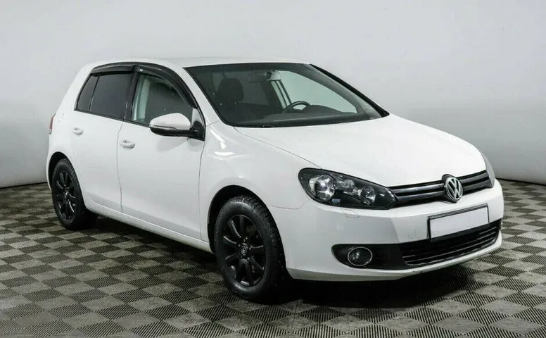 Volkswagen Golf 1.2 Робот