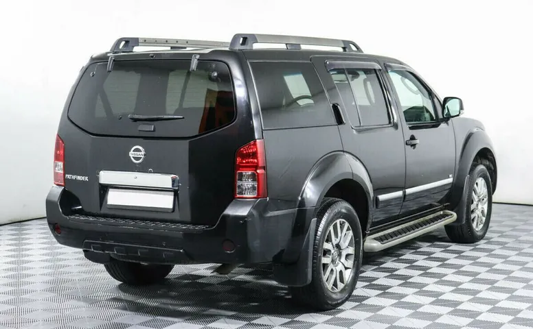 Nissan Pathfinder III Рестайлинг