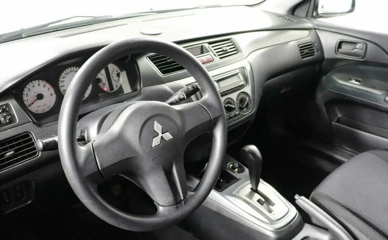 Mitsubishi Lancer 1.6 Автомат