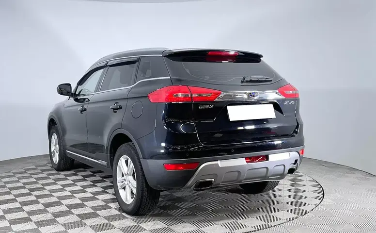 Geely Atlas